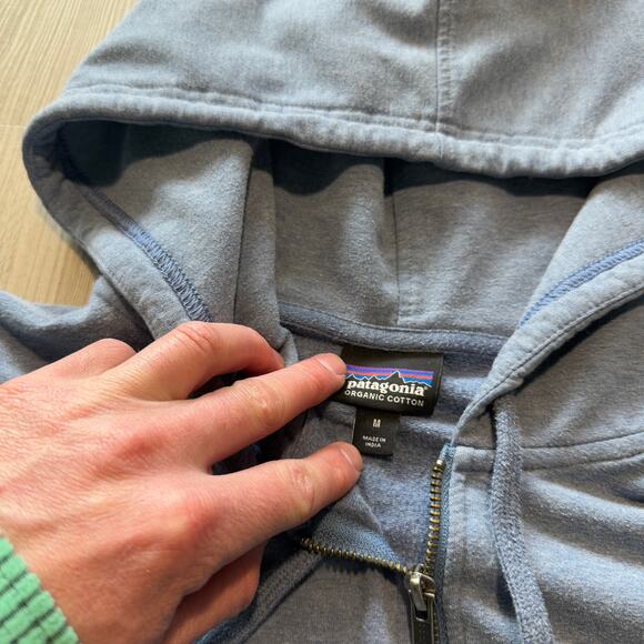 Women's Patagonia Light Blue Pastel P-6 Label Ahnya Full-Zip Hoody Sweatshirt M - Picture 3 of 6